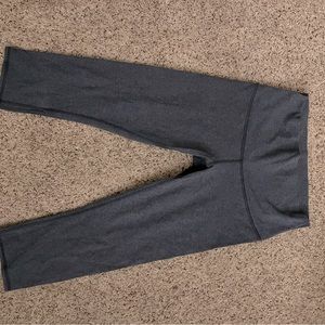 Lululemon cotton style Capri NWOT